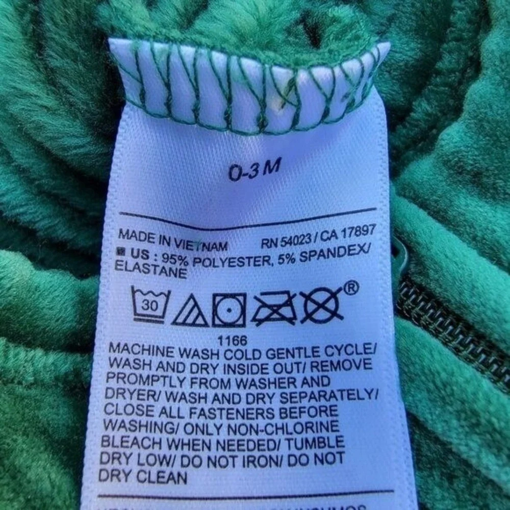 Old Navy Green Velour Ribbed Zip‎ Footie Romper Size 0-3m Sleeper